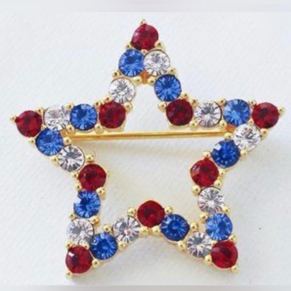 #899 Joan Rivers Patriotic Star Gold-tone, Red, Clear & Blue Crystal Brooch Pin